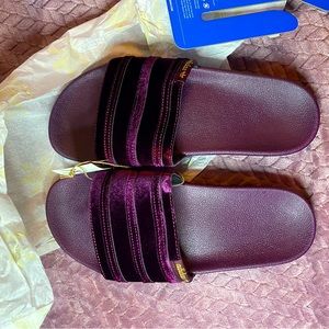 NWT Adidas crushed velvet slides